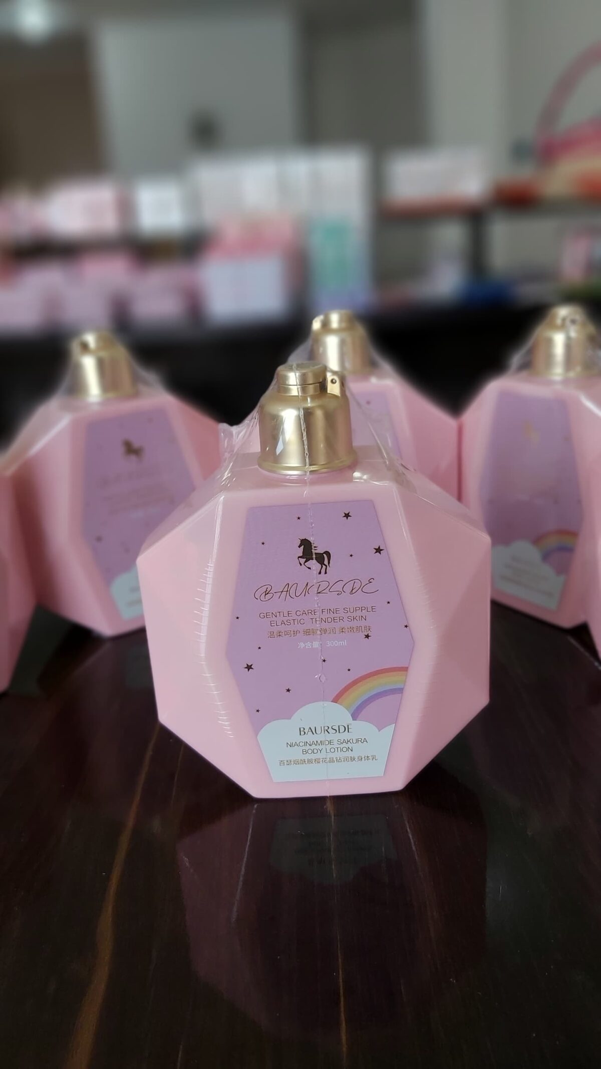 لوسیون بدن بارسد مدل شکوفه گیلاس حجم 300 میلی لیتر - Image 2