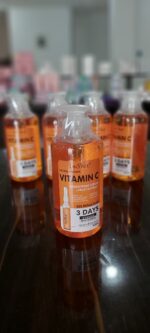 سرم روشن کننده تخصصی بدن حاوی AHA و ویتامین سی - Image 3